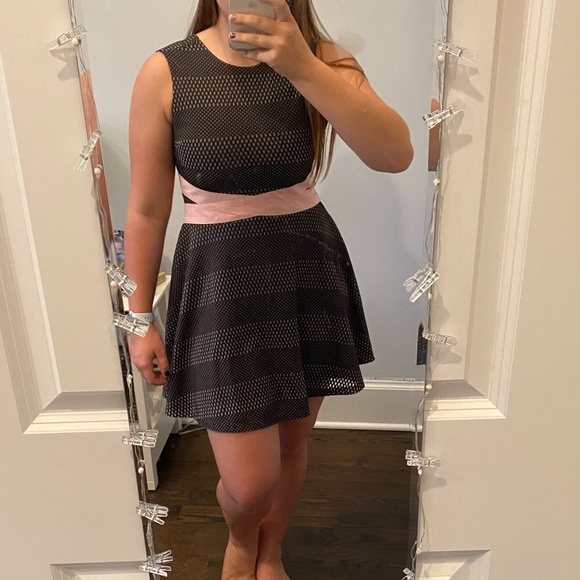 BCBGirls | Dresses | Like New Bcbgirls Dress | Poshmark